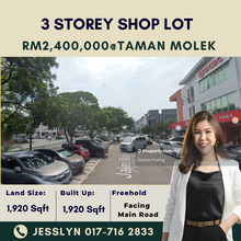 Taman Molek, 3 Storey Shop Lot For Sale