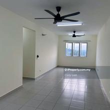 Super nice unit condition, just repaint and renovated!
