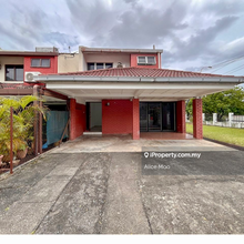 Big corner house to sale