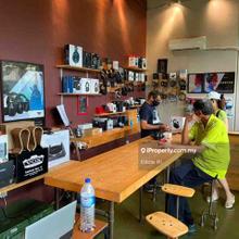 Ground Floor Shop Office for Rent!
