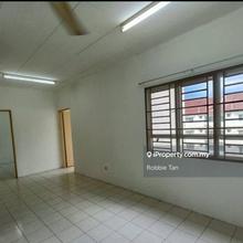 JB town flat for rent