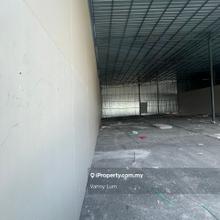 Puchong Jaya Factory Facing Main Road Bigger Spare Can Joining 