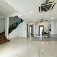 2.5 Storey Superlink House for Sale!