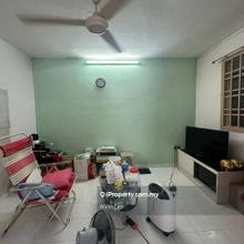 Taman Daya/ Low Cost Flat/ 2bed 1bath/ Level 3/ Renovated/ Fullloan