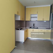Partially furnished unit suitable for small family 5-6 pax