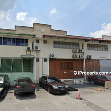 One and Half Storey Factory For Rent