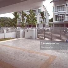Kepong Areca Laman Rimbunan 3sty Semi-D with land reno your own