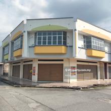 Double Storey Corner lot Promotion at Menglembu 
