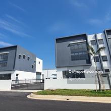 Puchong Semi-D factory for Rent