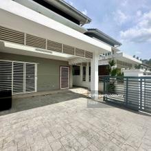 Facing Open & Superlink House