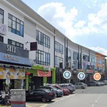 Bukit Indah 3 Storey Shop ROI 3.7% Near Aeon Facing Main Road