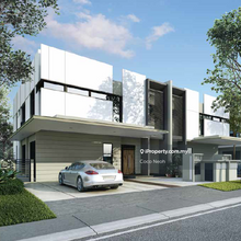 Fully Furnished and Renovated Semi D House