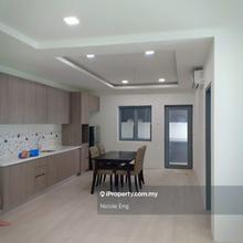 Value buy- Limited unit Lakeview T4 high floor, 3 mins drive to uoc