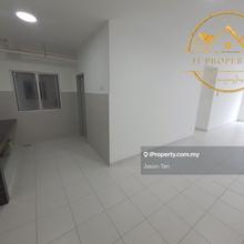 Pangsapuri Seri Utama, Puchong Utama.Cornerlot, Kitchen Top, 2 Parking