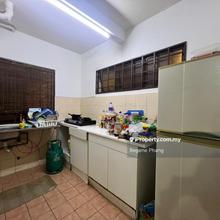 Best Deal Partial Furnished Palm Spring Condo Kota Damansara