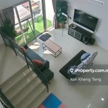 Duplex Penthouse  With Absolutely View !