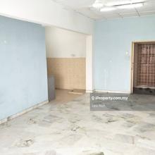 Below Market Value, Covered Car Park, Easy Rent Out, Prime Location
