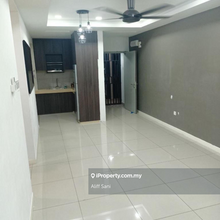 Facing Klcc Renovated Unit