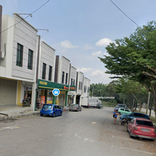 Double storey shop in tmn seri manggis,alor gajah,melaka