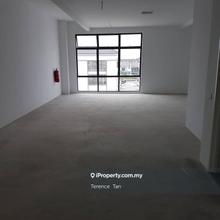Shop-office for Rent