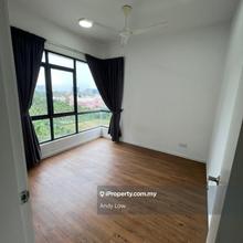 Utropolis Suite 1 Glenmarie for sale
