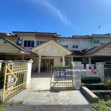 Terrace house for Sale