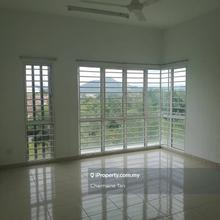 Iresidence near MRT shops low dense best deal low down payment mark up