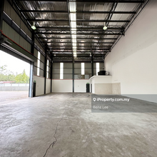 Nouvelle industrial park kota puteri semi detached factory sale corner