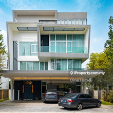 Fully Renovated 3.5 Storey Bungalow Aspen Garden Residence Cyberjaya