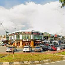 Available Booking Now ! Limited Gf facing aeon mall, mainroad footage!