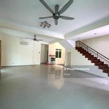 Bayu Courtyard For Sale @ Corner Unit Super Nice Condition keep Well