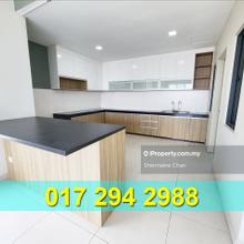2139sf Luxury Semi-D Living in the Sky, Welcome Home!