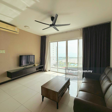 Spacious unit vertiq available now for rent 