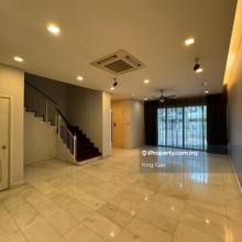 Super Cheap 2.5 Sty House For Sale @ Taman Esplanad Bukit Jalil