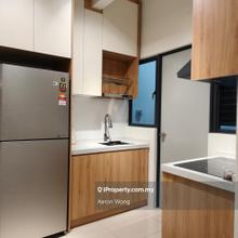 Brand new unit, Ready move in