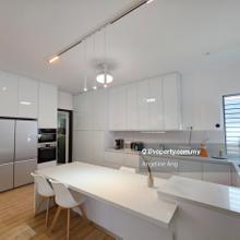 2 Storey Bungalow @ Grandville, USJ 1, With own private pool for sales