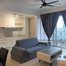 Well Maintained Verdi Eco-Dominiums walking distance to King henry