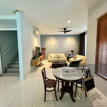 Well Renovated 3-Story Zero Lot Bungalow