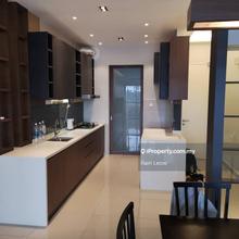 Green Park Residence At Seri Kembangan For Sale!