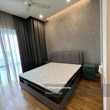 High Floor Unit with Feature Wall Painting