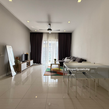 Fully furnish, high floor, ready move in