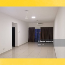 Freehold/ 2 carparks/ Near MRT/ 100% Full Loan/Landmark Residence 2