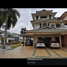 2 1/2 Storey Semi Detached House 