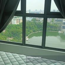 10 minutes distance to sunway, monash and Taylor university. 