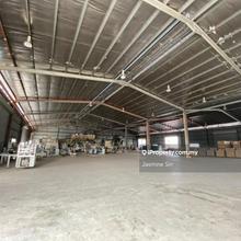 Detached factory for Sale