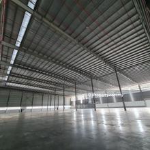 Class A Warehouse For Rent Loading Bay Ready near to Westport, Klang