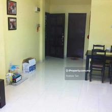 Tampoi Flat for Sale