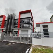 Brand New 3 Storey Semi-D with Lift in Puchong Putra Perdana