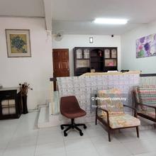 Well kept double storey link house just next to a big field