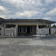 Senai Taman Aman Jalan Bunga dedap Single Storey Corner Lot for sale